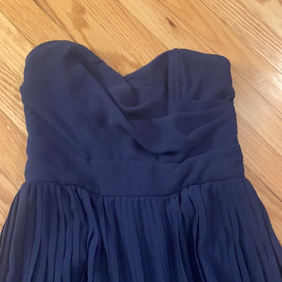 Pleated strapless dress - Picture 2 of 3